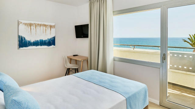 URH Excelsior Lloret 3*