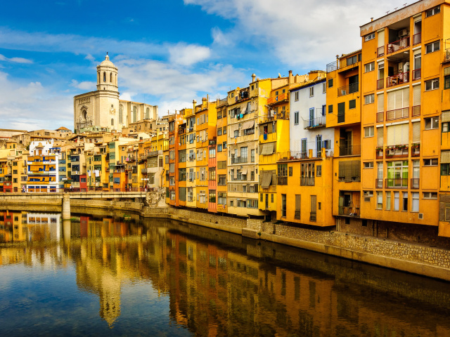 Girona und befestigte Dörfer